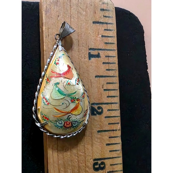 Vintage Persian Miniature Hand Painted Mother of Pearl Bird Pendants Set of 2 - Picture 6 of 6